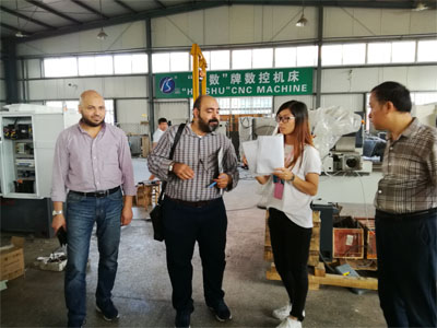 海數(shù)成為埃及客戶主要的數(shù)控車(chē)床廠家